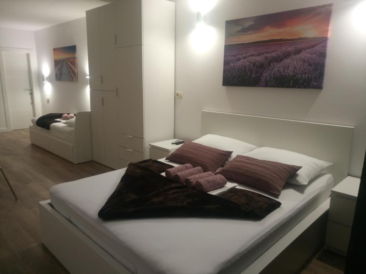 Apartmani Kujundzic Duće Esterno foto