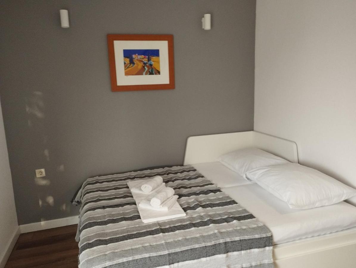 Apartmani Kujundzic Duće Esterno foto