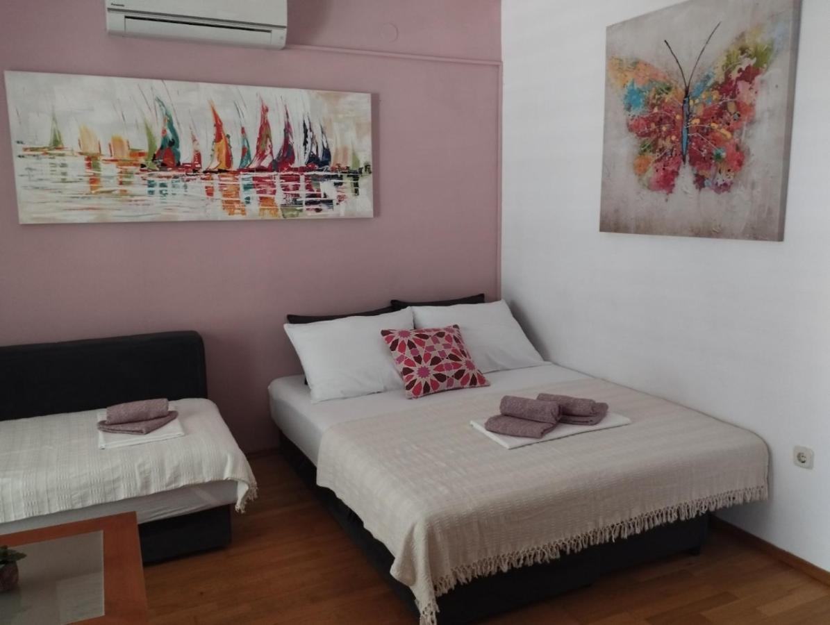 Apartmani Kujundzic Duće Esterno foto